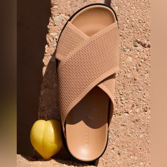 EVERLANE The ReKnit Form Crossover Sandal in Tan Caramel Slip On Comfort 8 NEW - Picture 7 of 11